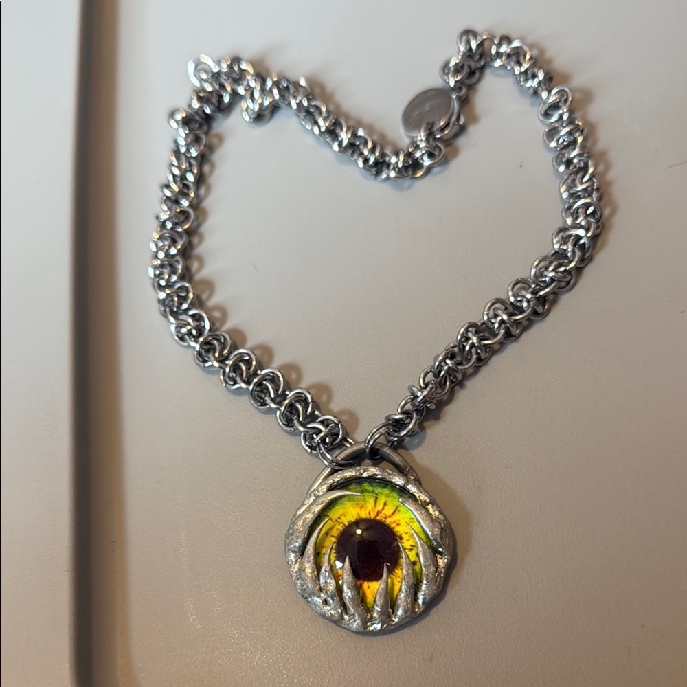 Pearlhouse1995 Dragons eye Chainmail choker✨